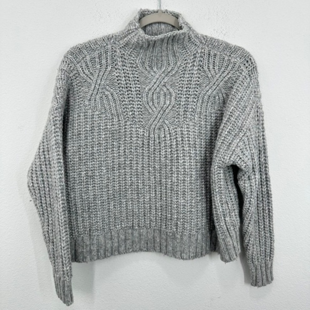 Aerie Womens XS Gray Cable Knit Mock Neck Pullover Sweater Casual Warm Cozy